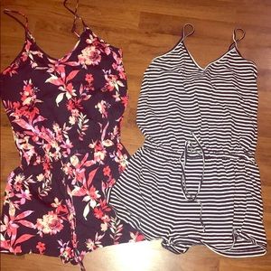 Set of 2 XS Aeropostale spaghetti strap rompers.